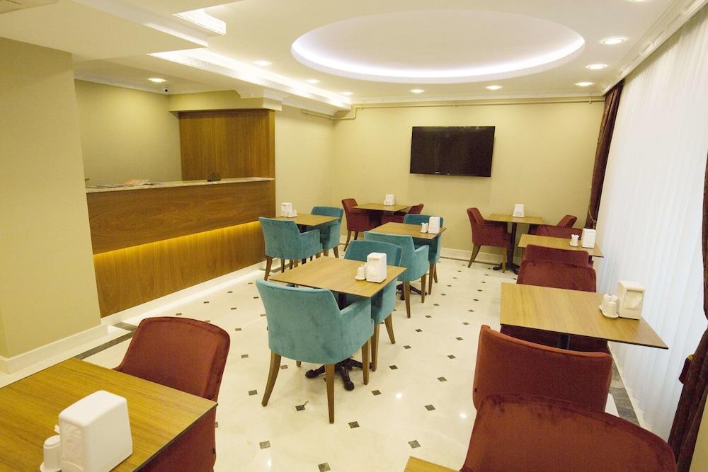 Artika Hotel 2*