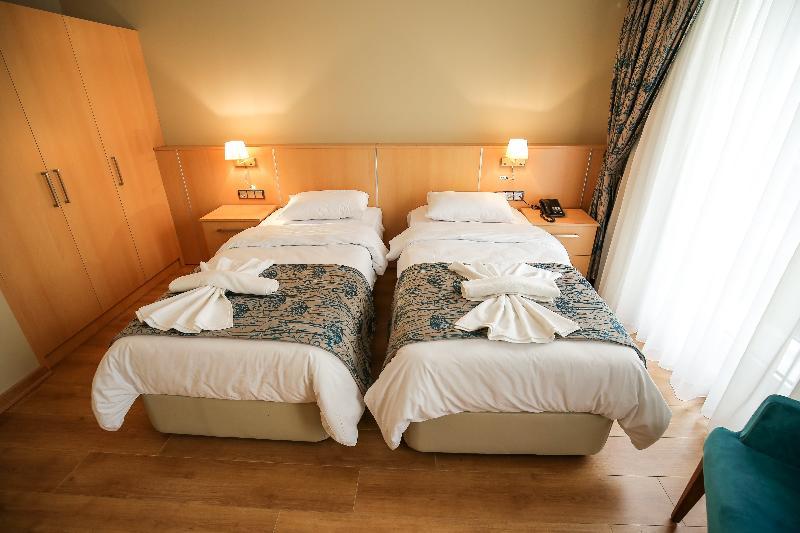 Artika Hotel 2*